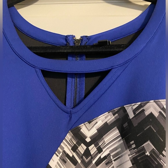 Scuba Dress - Picture 3 of 4